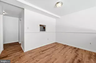 5834 Burke Manor Ct, Burke, VA 22015 - Photo 9