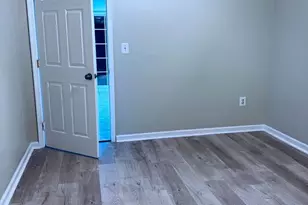 8186 Paper Birch Dr, Lorton, VA 22079 - Photo 5