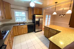 8317 Riverside Rd, Alexandria, VA 22308 - Photo 11