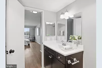 1800 Old Meadow Road #1017, McLean, VA 22102 - Photo 15