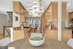 2120 Golf Course Dr, Reston, VA 20191 - Photo 15