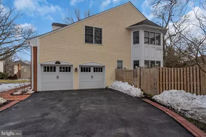 9315 Hallston Court, Fairfax Station, VA 22039 - Photo 5