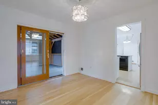 8122 Truro Ct, Springfield, VA 22152 - Photo 9