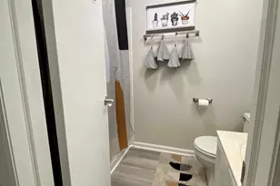 2970 Yarling Ct, Falls Church, VA 22042 - Photo 21