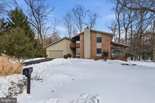 10858 Parcel Ct, Oakton, VA 22124 - Photo 47