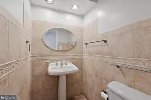 10858 Parcel Ct, Oakton, VA 22124 - Photo 21