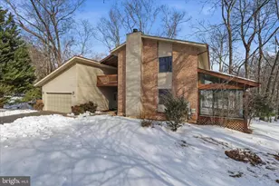 10858 Parcel Ct, Oakton, VA 22124 - Photo 49