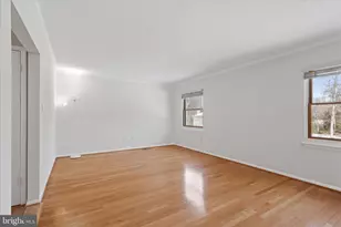 10858 Parcel Ct, Oakton, VA 22124 - Photo 17