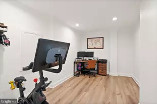 6066 Heatherwood Dr, Alexandria, VA 22310 - Photo 47