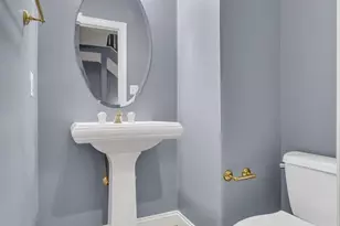 1631 Colonial Hills Dr, McLean, VA 22102 - Photo 9