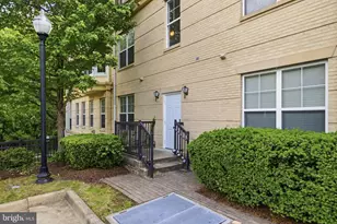 815 Branch Dr, Herndon, VA 20170 - Photo 43
