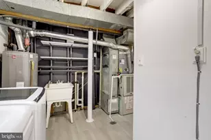 2800 Joseph Makell Ct, Alexandria, VA 22306 - Photo 33