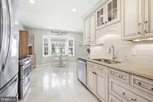 7913 Laural Valley Way, Springfield, VA 22153 - Photo 3