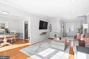 7913 Laural Valley Way, Springfield, VA 22153 - Photo 15