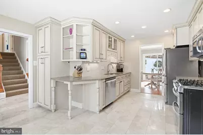 7913 Laural Valley Way, Springfield, VA 22153 - Photo 11