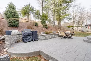 7913 Laural Valley Way, Springfield, VA 22153 - Photo 33