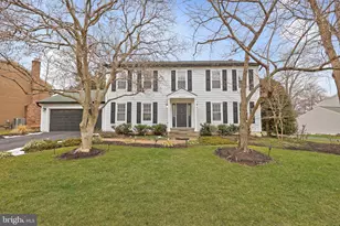 3623 Great Laurel Ln, Fairfax, VA 22033 - Photo 3