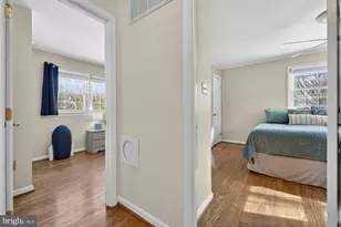 8905 Side Saddle Rd, Springfield, VA 22152 - Photo 39