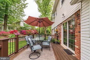 8905 Side Saddle Rd, Springfield, VA 22152 - Photo 49