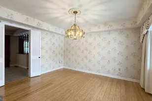 4325 Majestic Ln, Fairfax, VA 22033 - Photo 5