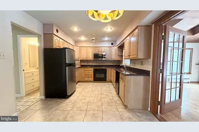 4325 Majestic Lane, Fairfax, VA 22033 - Photo 9