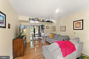 7719 Durer Ct, Springfield, VA 22153 - Photo 7