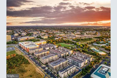 2320 Field Point Road #201, Herndon, VA 20171 - Photo 7