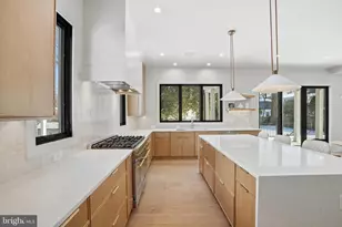 2107 Greenwich St, Falls Church, VA 22043 - Photo 23