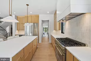 2107 Greenwich St, Falls Church, VA 22043 - Photo 25