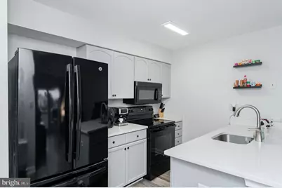 8610 Beekman Place #10D, Alexandria, VA 22309 - Photo 9