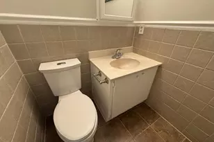 9207 Hunting Pines Pl, Fairfax, VA 22032 - Photo 17