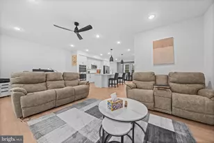 14303 Yesler Ave, Chantilly, VA 20151 - Photo 11