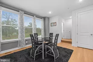 14303 Yesler Ave, Chantilly, VA 20151 - Photo 13