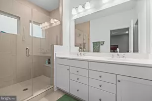 14303 Yesler Ave, Chantilly, VA 20151 - Photo 17