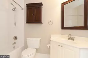 2204 Westcourt Ln, Herndon, VA 20170 - Photo 17