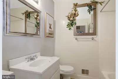 8904 Camfield Drive, Alexandria, VA 22308 - Photo 13