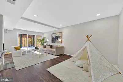 11560 Links Drive, Reston, VA 20190 - Photo 23