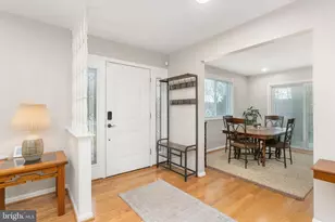 8434 Thames St, Springfield, VA 22151 - Photo 9