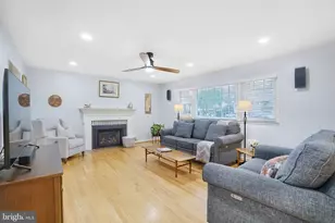 6125 Beech Tree Dr, Alexandria, VA 22310 - Photo 3