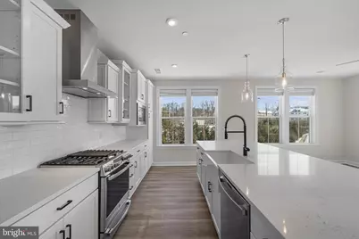 3927 Fair Ridge Drive #409, Fairfax, VA 22033 - Photo 11