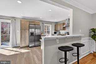 9623 Scotch Haven Dr, Vienna, VA 22181 - Photo 7