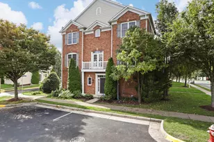 2501 Bronze Stone Pl, Herndon, VA 20171 - Photo 3