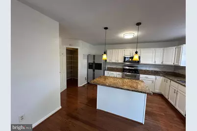 4700 Warm Hearth Circle, Fairfax, VA 22033 - Photo 7