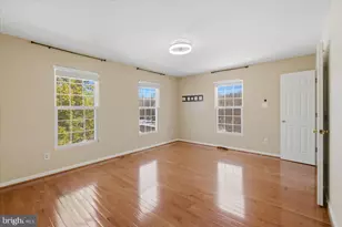 4700 Warm Hearth Cir, Fairfax, VA 22033 - Photo 21