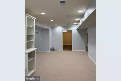 12517 Fox View Way, Reston, VA 20191 - Photo 13