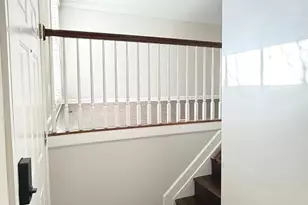 8036 Trevor Pl, Vienna, VA 22182 - Photo 3