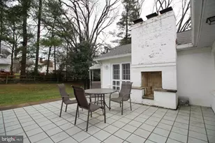 8019 Agin Ct, McLean, VA 22102 - Photo 27