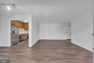 6141 Leesburg Pike, Falls Church, VA 22041 - Photo 11