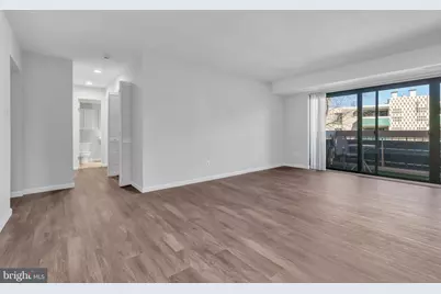 6141 Leesburg Pike #504, Falls Church, VA 22041 - Photo 7