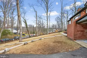 6351 Montrose St, Alexandria, VA 22312 - Photo 7